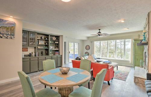 Lake Keowee Resort Condo with Balcony and Pool Access! - Foto 8