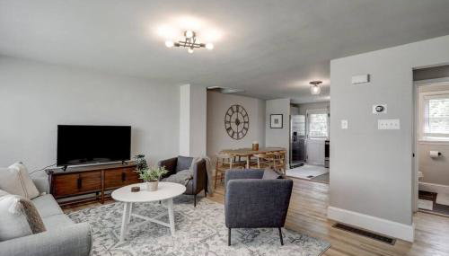 Renovated 2 BR home close to Lancaster attractions - Foto 2