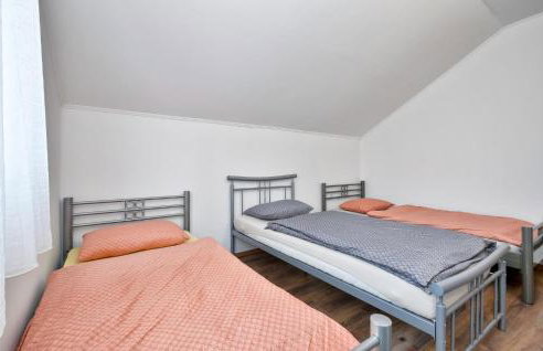 Gorgeous Home In Mirkopolje With Wifi - Foto 31