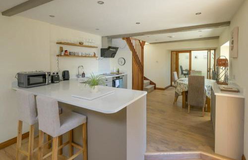 Beautiful Cottage in Idyllic Cotswolds Village - Foto 8