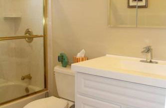 Deerfield Beach heated pool house - Photo 46