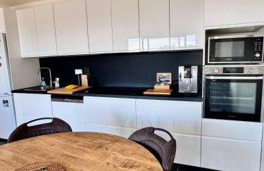 Luxury apartment with balcony & rooftop - Foto 23