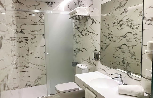 Feelathome Rivero Apartments - Photo 56