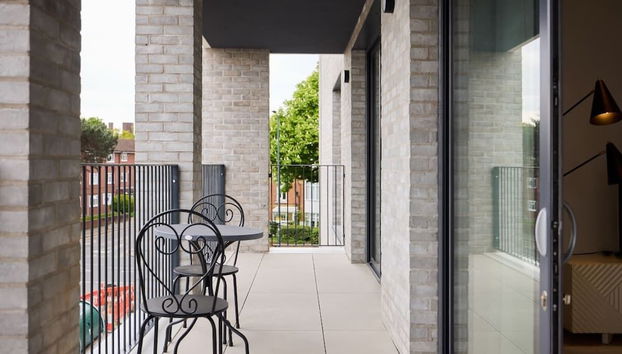 The Brondesbury Scenery - Bright 1bdr Flat With Balcony + Parking - Foto 3