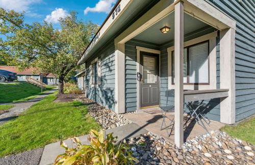 3BR Ski Resort Townhome-Sleeps 7 - Foto 34