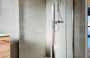 Maison neuve 3 chambres Nantes - confort pour famille & amis, wifi, parking - Foto 10