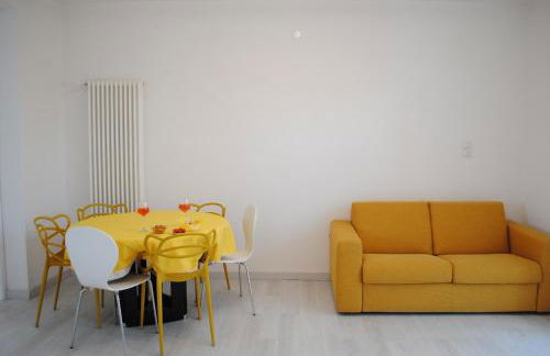 Casa Amarilla Sacra Famiglia Padova - Photo 6