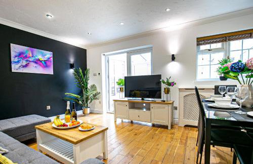 Milton Keynes for Families and Contractors with Private Parking - Foto 34