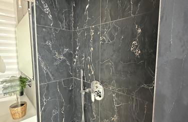 LR Deluxe Apartments - Fondazione Prada - Metro M3 - Photo 20