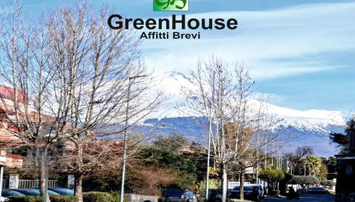 Greenhouse - Photo 1