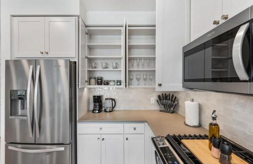 Designer 1BR with Pool and Htub - Foto 14