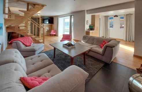 Lovely Home In Guisseny - Photo 15