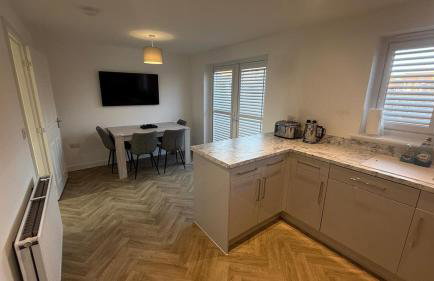 Eagle Drive 3bed House - Contractors Welcome - Fast Wifi - Photo 3