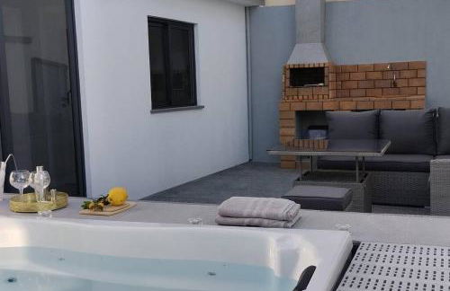 Sunset Avenue for couple w/ jacuzzi spa hot water - Foto 6