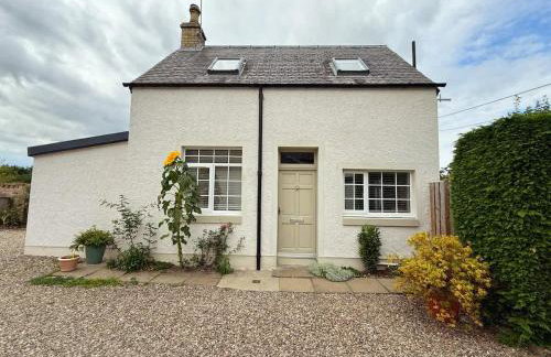 Robins Nest Cottage - Foto 1