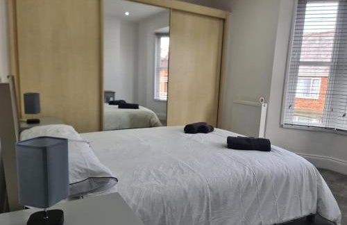 Pearce House-Brand New 3 bed-Sleeps 6-Garden - Foto 28