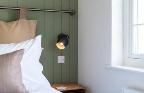 The Queen Stage - Photo 23