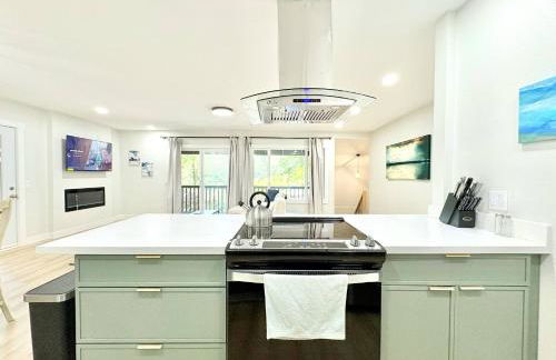 Sudden Valley Luxury Stay-Steps to Lake Louise - Foto 5