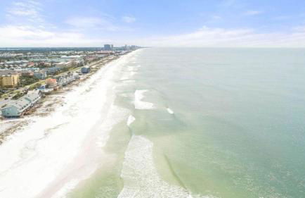 Bright 3BR Townhome Gulf Views & Steps to Beach - Foto 28