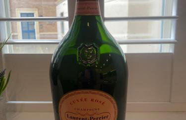 UNRIVALLED LOCATION - FIVE STAR - Worcester Apartment - Foto 8