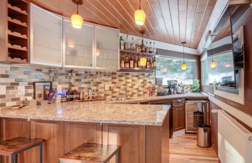 White Mountain Escape with Separate In-Law Suite! - Foto 2