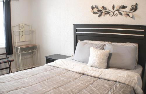 2BR - Parking - 5 Min to North Shore! - Foto 2