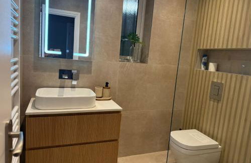 West Greenwich Modern Apartment - Foto 12