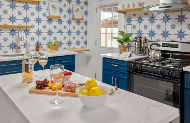 Fable by Avantstay 2 Unique Spaces w Bowling Hot Tub Fire Pit Large Yard - Photo 16