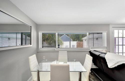 Poolside Paradise - Spacious - Peaceful Patio - Foto 30