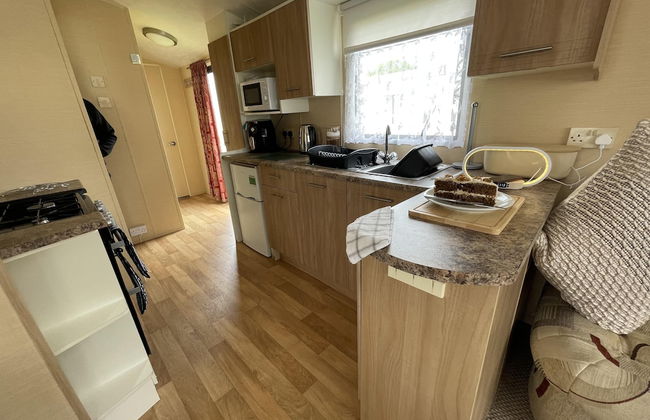 Lovely 2 Bed Chalet in Clacton-on-sea - Foto 9