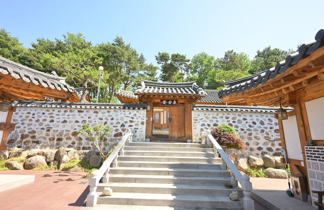 Donghae Hanok Donganjae - Foto 35