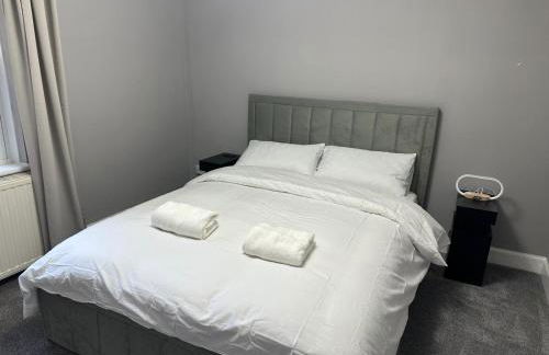 3 Bedroom Apartment City Centre - Photo 6