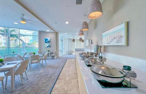 Condo, Breathtaking Water views, King Suite, Hilton Property - Foto 24