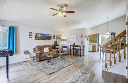 Witches Hollow Pet-Friendly Retreat Near Airport - Foto 8