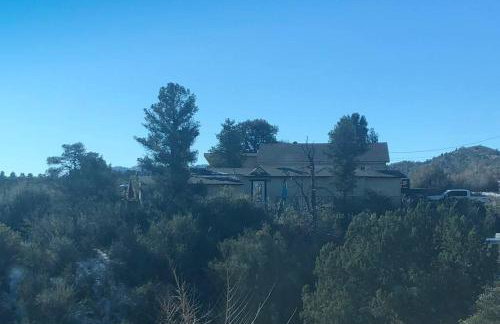 Cozy Guesthouse with view from large deck - Foto 13