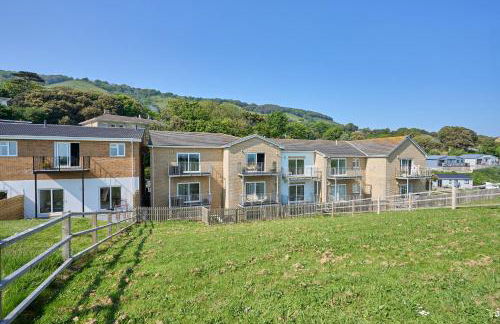 Riviera View - A Stunning Large 1 Bed Apt - Private Parking - 5 Mins To Beach - Dog Friendly - Close To Ventnor, Shanklin & Sandown - Ideal For Friends, Families & Business Travellers - Managed By "Greenstay Serviced Accommodation" - Foto 29