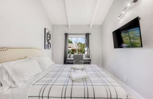 497-Upscale Family Home w AC & Patio near Meta & Stanford - Foto 69