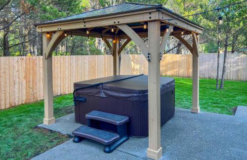 Beach Break Home with Hot Tub - Walk to Beach - Foto 3