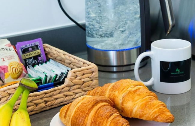 Absolute Stays at The Ziggurat - Free Wifi Contractors Families Long Stay Discou - Foto 11