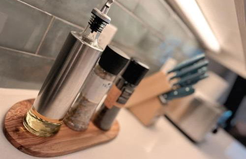 The Nichols Getaway - Fort Worth - SameDay Booking - Photo 19