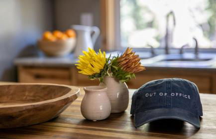 Sweet Pine Deck + Hot Tub, Cozy Modern Interior Close to Ski Resort! - Foto 41