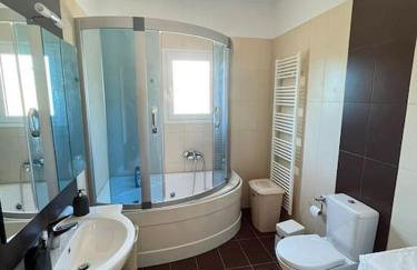 Ornela's Home - Photo 3