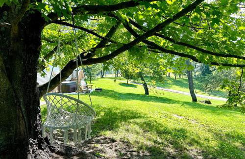 Romantic King Bed, Heart Shaped Hot Tub, Fire Pit - Foto 17