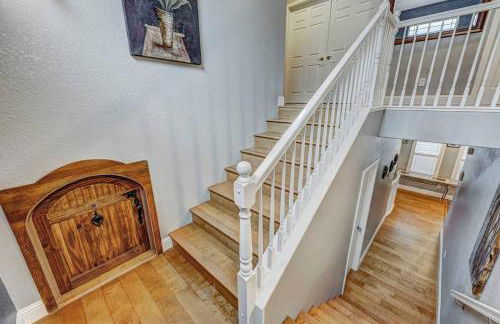 Marina Escape-Lake-Family-Fishing-Casino - Photo 35