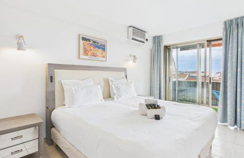 Central -300m Palais- Seaview-A/C-WIFI-spacieux - Foto 10