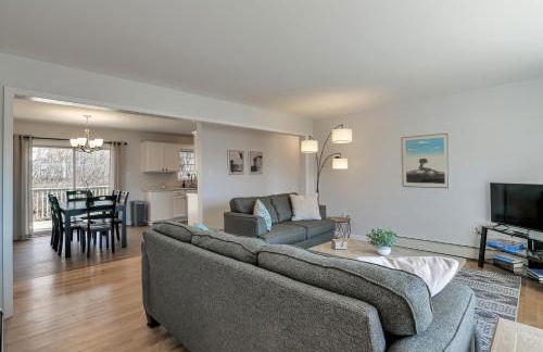 3 BR Private Pondside View New Reno [Moose Lodge] - Foto 7