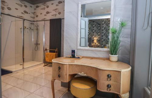 Ismay Billiard Room Apartment - Titanic Interest - Foto 17