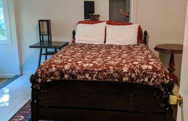 1870s Stained Glass Nostalgia - Foto 13