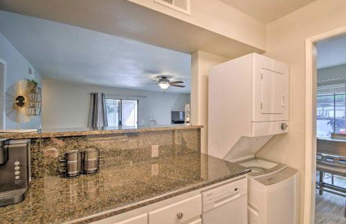 Sleek Phoenix Condo Walk to Biltmore Fashion Park - Foto 11