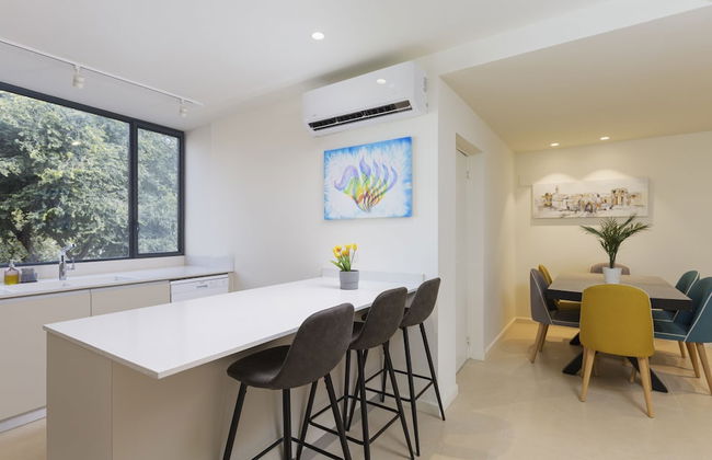 The Pearl of Nachlaot Apartments - Photo 50